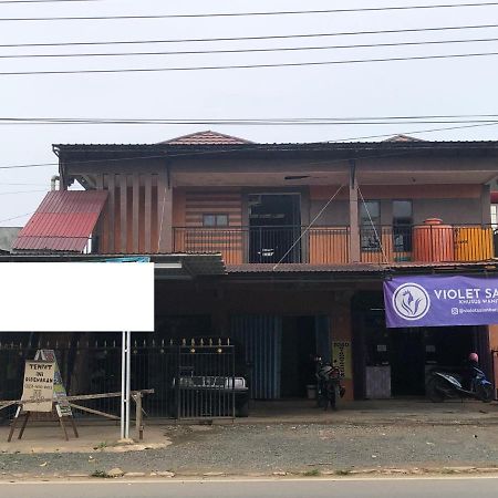 Hotel Violet Doorz Syariah Banjarbaru Exterior foto